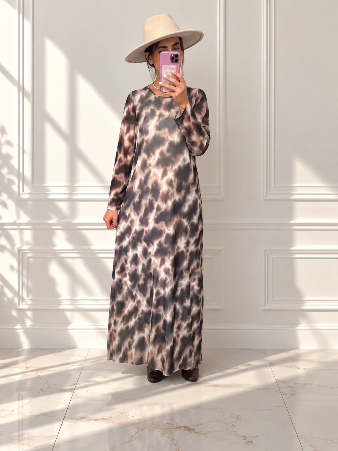 Robe Nesia motifs tie & dye noirs et crème