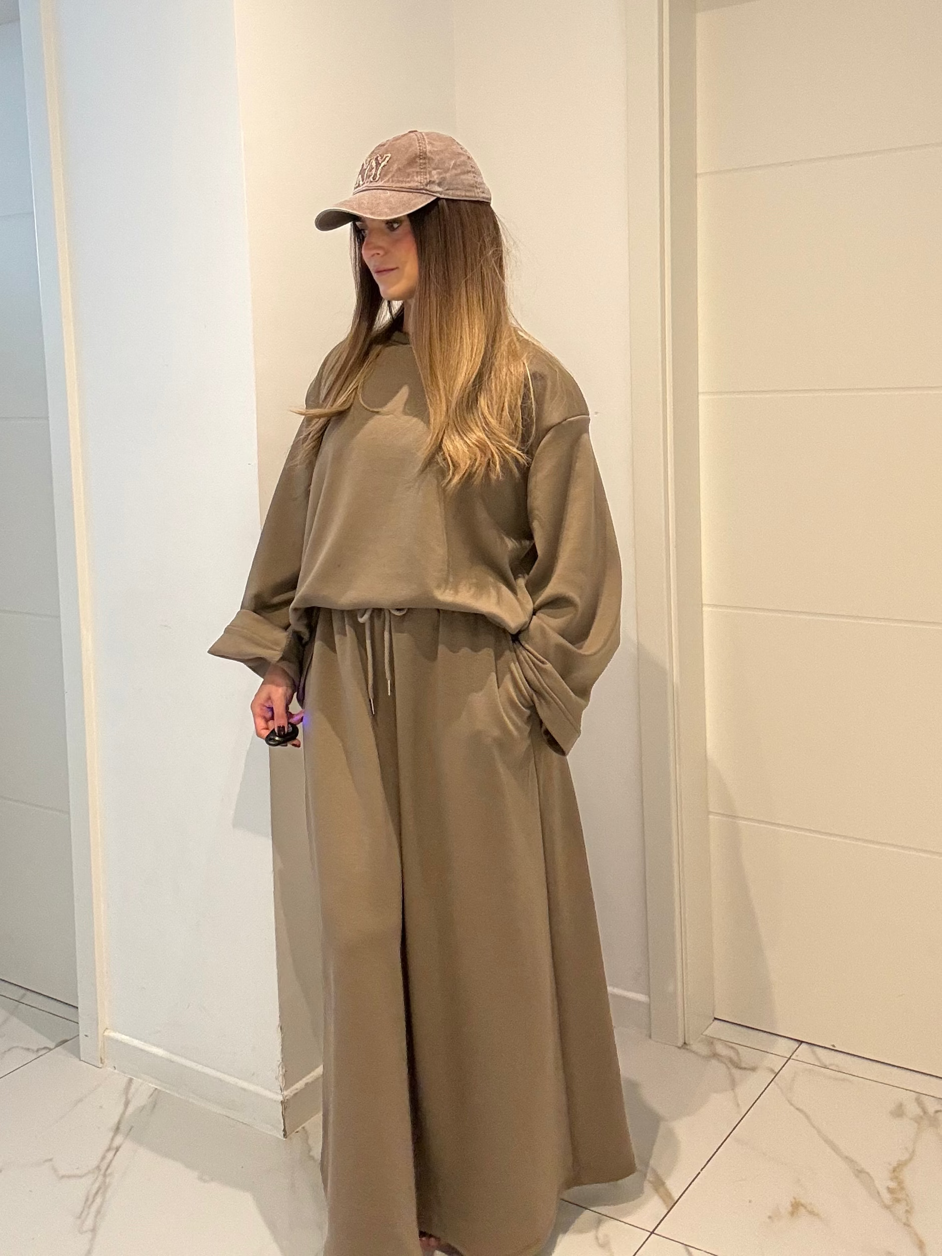 Ensemble jogging Yaeli taupe
