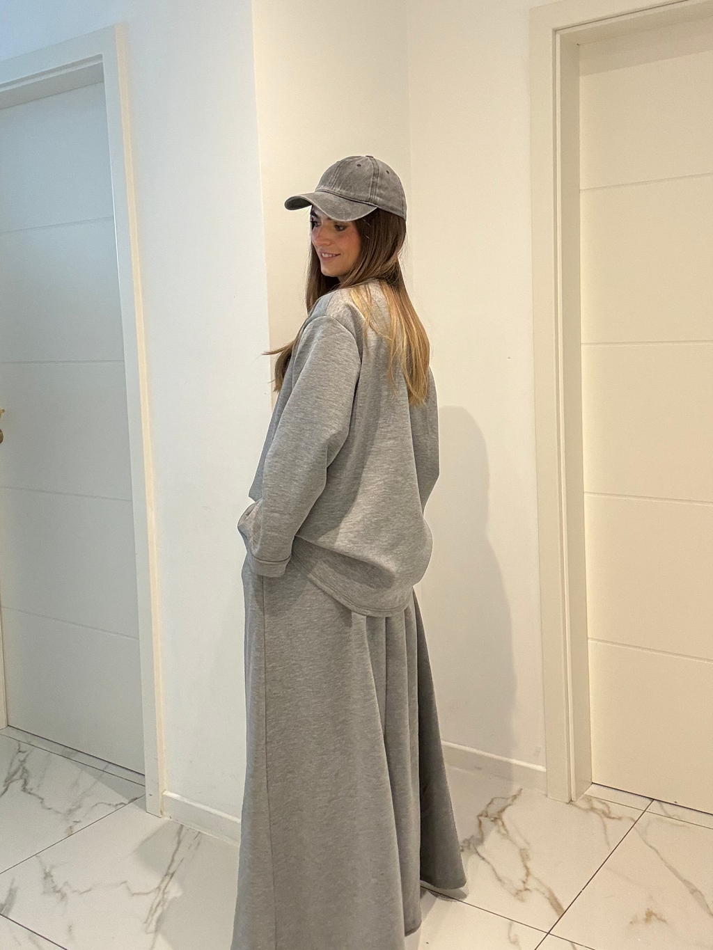 Ensemble jogging Yaeli Gris